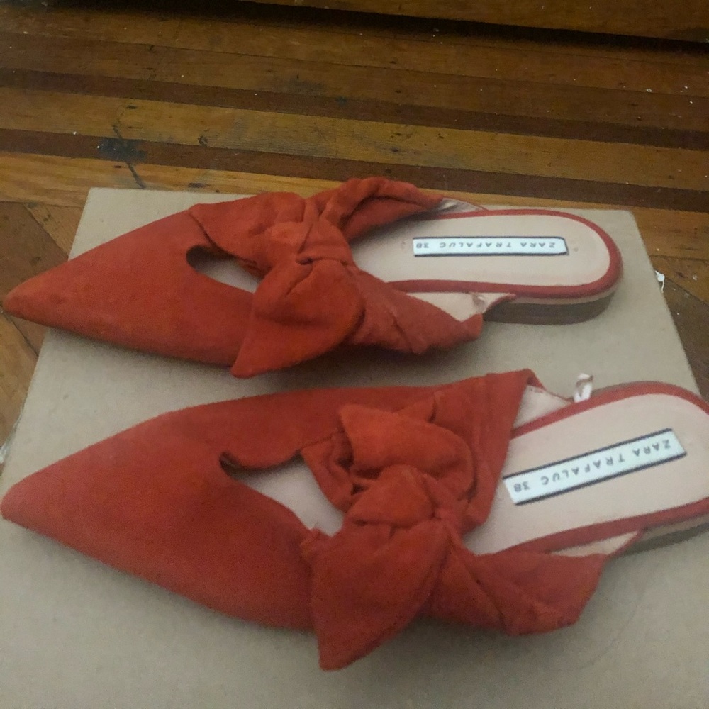 Zara flats /mules